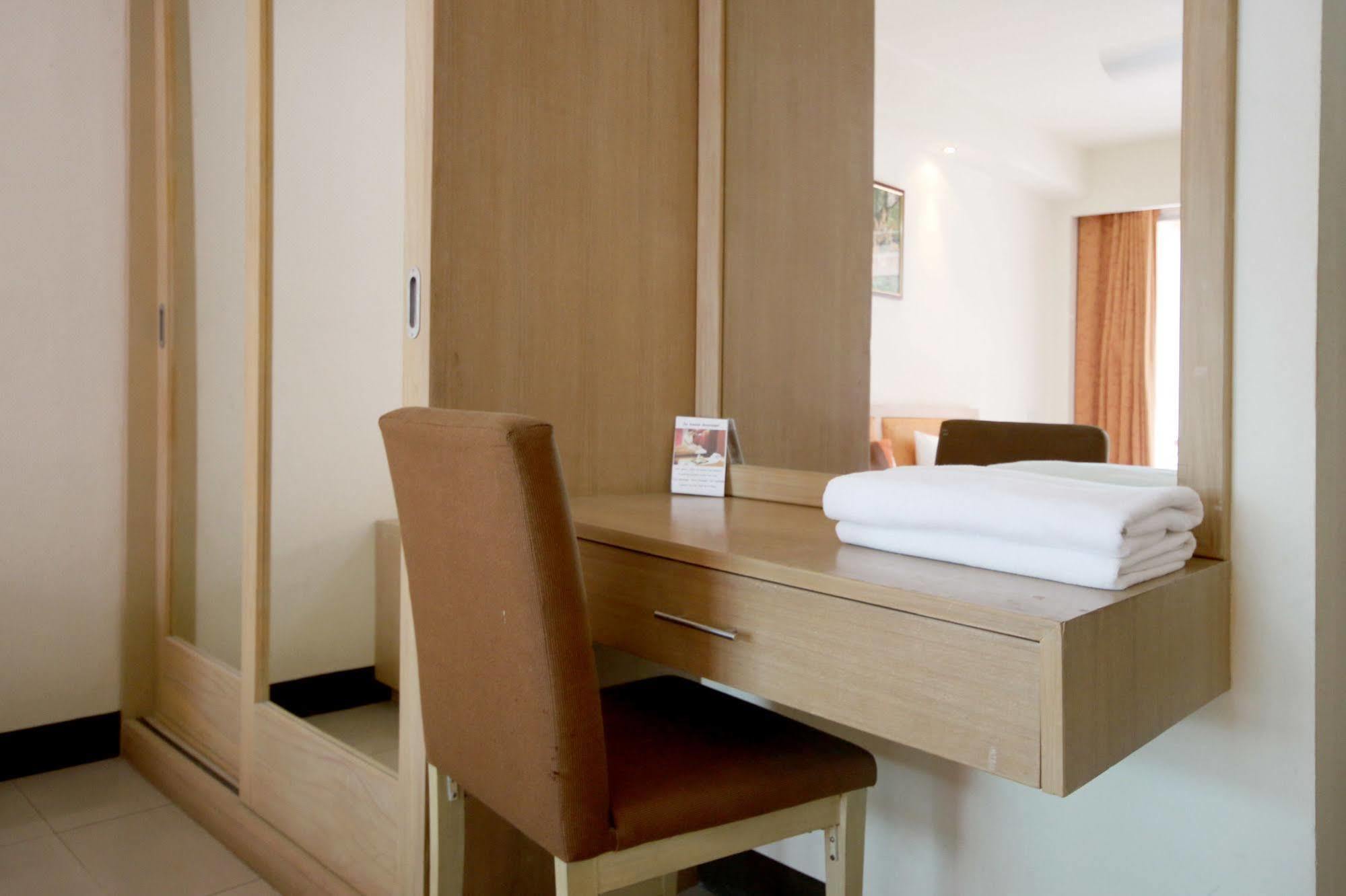 Orange Hotell Patong