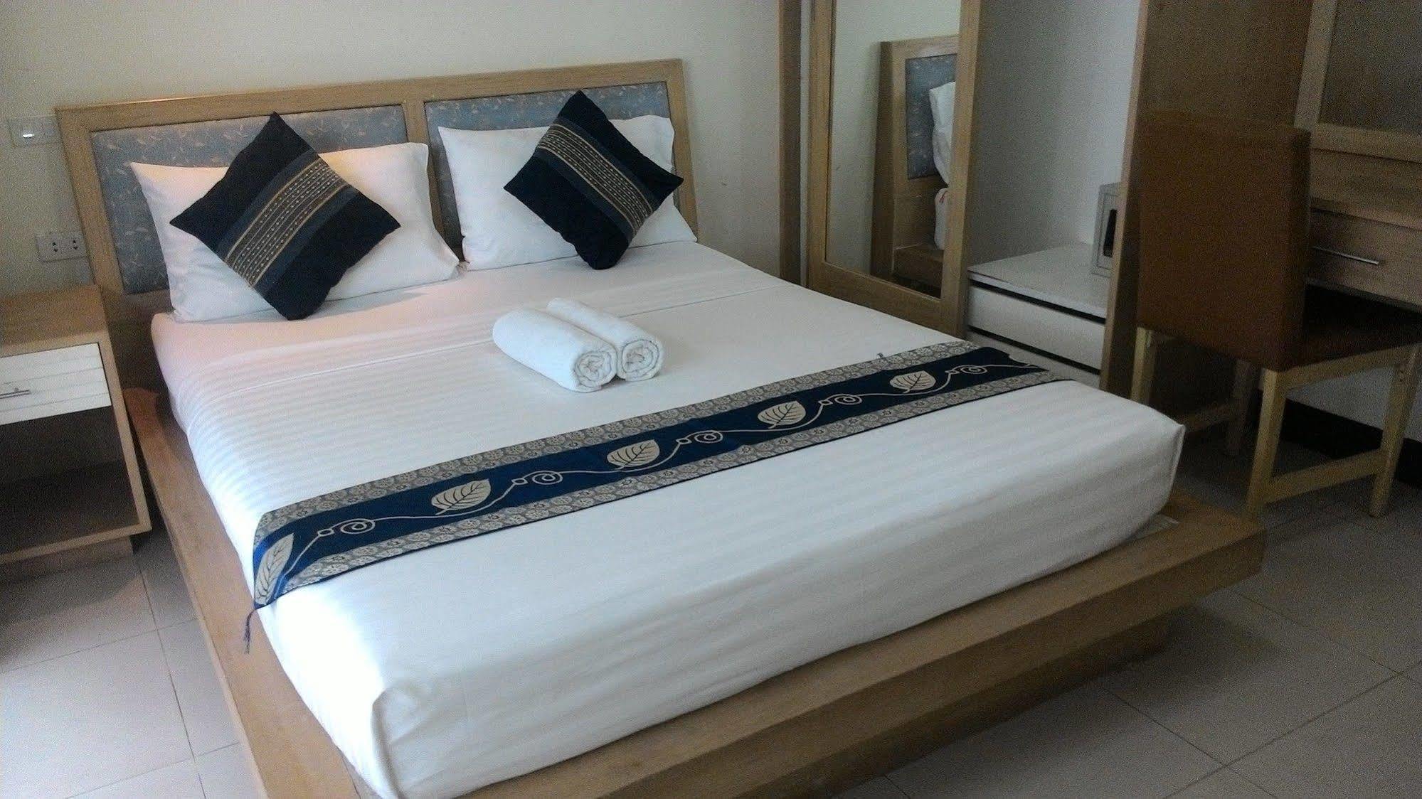 Hotell Orange Patong